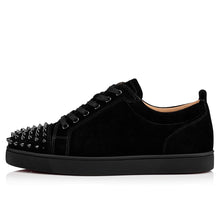 Charger l'image dans la galerie, Spikes Flat Black Suede Trainers